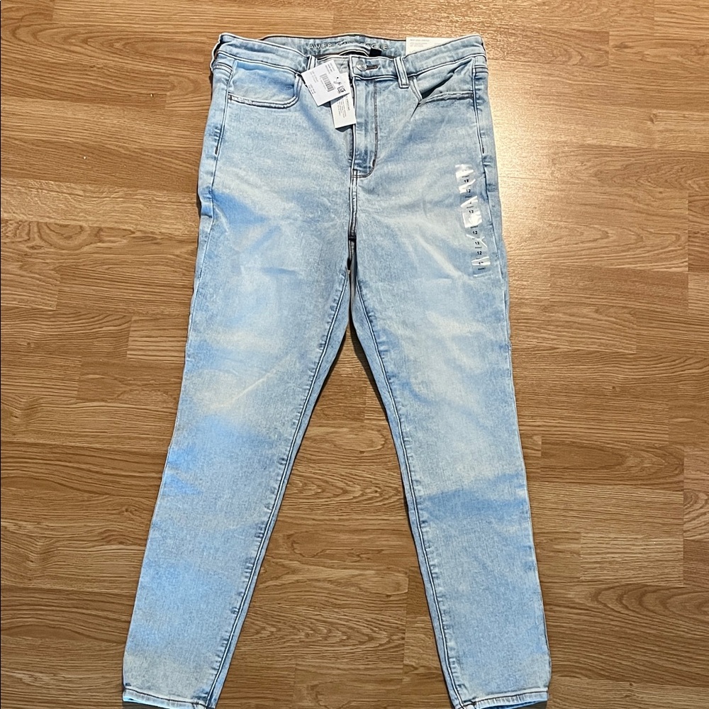 American Eagle Outfitters Light Blue Skinny Jeans